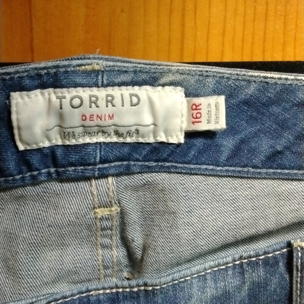 Jeans - Picture 3 of 4